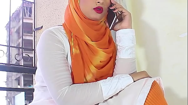 Salma Cewek Muslimah Nakal Lagi Digenjot Temennya, Suara Hindi Bikin Makin Basah