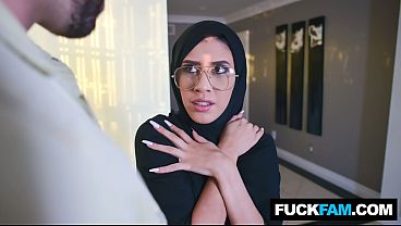 Hijabis Celah Keperawanan Angel Del Rey, Siap Ngentot Habis-habisan