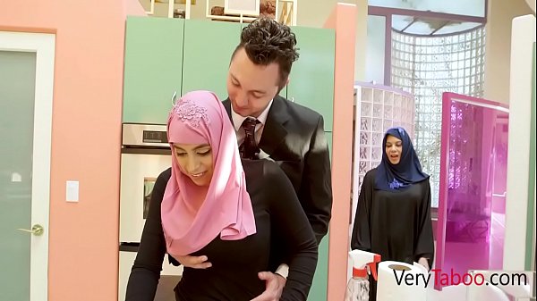 Gadis Tiri Arab Berhijab Ngenyang Ella Knox Sampai Tembus