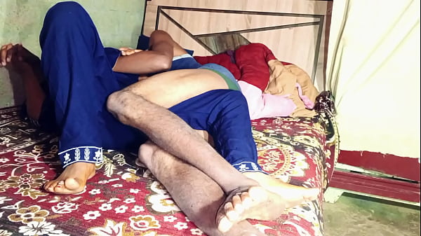 Bhabhi Ko Raat Me Jor Se Choda, Ghar Ki Khusboo Mein Chudai Ka Maza, Step Sister Ki Geeli Raat, Sexy Audio.