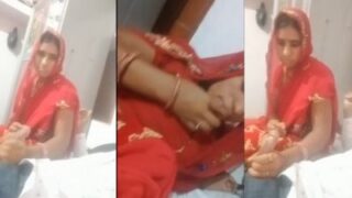 Bhabhisa Ngocok Kontol Si Devar Muda Di Rajasthani, Sambil Ngerasain Nikmatnya Ngentot Panas.