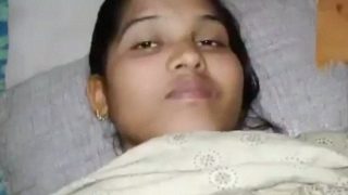 Cewek Toko Bunga India, Keerthi, Digenjot Di Rumah Sama Bosnya, Basah Kuyup.