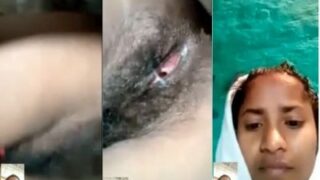 Memek Montok Ibu-ibu Pakistan Digoyang Sambil Nampolin Tetek Dan Celah Memek Basah.