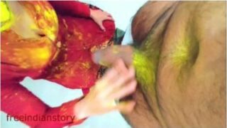 Pasangan Mesum Itu Main Gila-gilaan Di Holi, Basah Kuyup Dan Ngegas Penuh Nafsu.