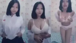 Rara Nadifa Masih Pake Seragam Smp, Rok Mini Ketat Bikin Crot Nggak Tahan!