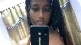 Remaja Cewek Tamil Bugil Di Kamar Tidurnya, Selfie Seksi Buat Pacar, Bikin Makin Pengen