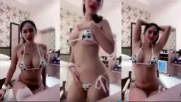 Selebgram Montok Goyang Toge, Body Sange Bikin Ngiler.
