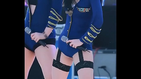 Asiaticas Goyang-goyang Sambil Nungging Bikin Makin Pengen