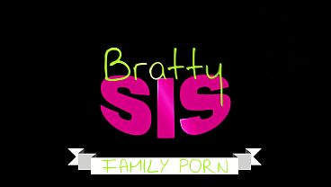 Gracie Gates & Brookie Blair Bilang Ke Stepbro: “kita Bertiga Bercinta Dulu, Baru Ke Pantai, Biar Makin Basah Kena Ombak”