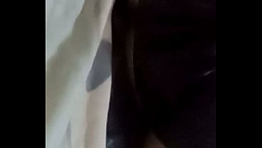 صاحبي بيكسر كس مراتي قدام عيني، نيك عربي نار، سكس جماعي ملتهب مع فحل صعيدي بيدخلها من كل ناحية