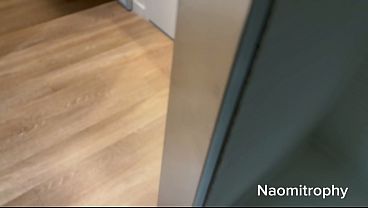 Liburan Ngewe Bareng Tiri Sialan, Naomi Noel—dari Kamar Hotel Sampe Kamar Mandi, Gak Ada Yang Aman.