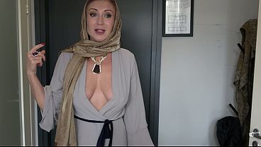 Hijabi Montok Tiri Digebuk Kontol Hitam Besar Anak Tiri