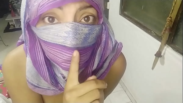 Ngentot Live, Milf Hijab Arab Sange, Muncratin Pepek Basah Sambil Colmek.