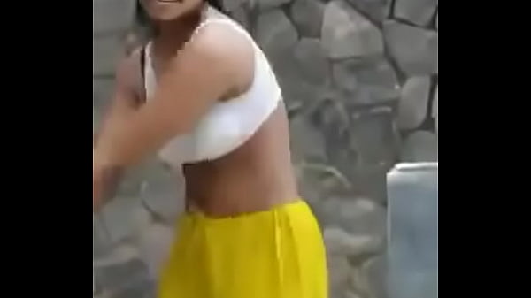 Desi Goyang Panas Bikin Crot Crot, Bagian 02