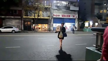 Di Tengah Pandemi Yang Bikin Semua Orang Kacau, Pas Lagi Full Lockdown, Nyokap Temen Gue Malah Ke Supermarket Sambil Bikin Situasi Makin Panas, Bikin Dua Jenis Kontol Kencang Siap Ngewe Di Mana Aja.