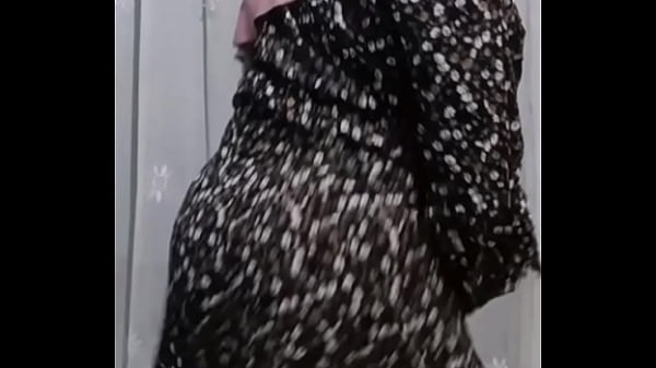 Bu Guru Hijab Viral Goyang Bugil, Crot Di Lantai, Nungging Sambil Minta Digenjot.