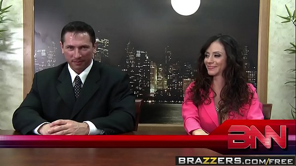 Brazzers – Montok Besar Di Kantor – Adegan Ngentot Berita Bareng Ariella Ferrera, Nikki Sexx, Dan John Str, Kontol Pada Tegang Lihat Toket Besar.