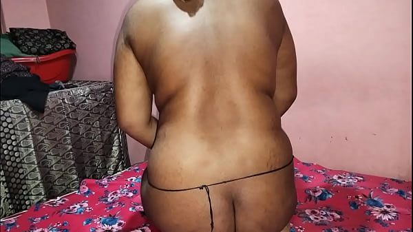Pembantu Perawan Asli Dibersihin Kontol Sama Bos Kamar Pertama Kali Pake Suara Hindi Yang Bikin Makin Horny