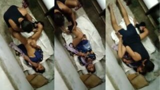 Cowok Kantor India Ngewe Cewek Di Ruang Pers Sampe Muncrat