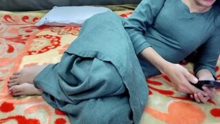 Ngentot Di Luar Nikah, Istri Chandigarh Kering Kebosanan, Minta Digenjot Biar Gak Bete.