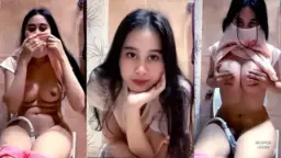 Shabila Abg Toket Bulat Basah, Memeknya Ngeces Pas Live Sange.