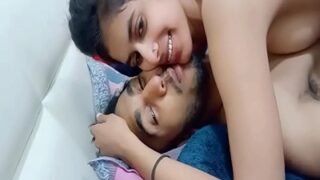 Video Mesum Pasangan Muda Di Hotel, Kamar Penuh Nafsu, Mms Hot Bikin Makin Basah