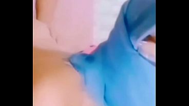Pipi Pacar Perempuan Yang Montok Dan Basah Siap Digaruk Keras.