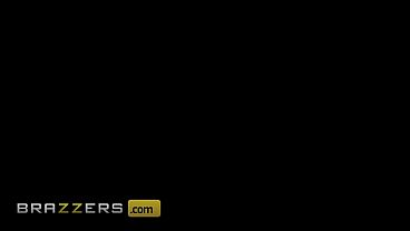 Ravyn Si Pelacur Anal, Ravyn Alexa Ngentot Di Brazzers, Masuk Kode Xvpromo Di Situs Resmi Biar Dapet Diskon Murah.