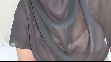 Desi Cewek Hijab Lagi Digenjot Ngentot Sampe Crot, Video Hot Banget.