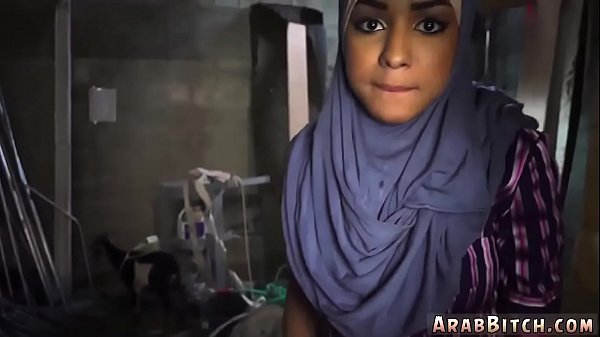 Montoknya Pantat Arab Chubby Dan Ngentot Memek Muslimah Di Titik The Booty Drop, 23 Kilometer Bikin Muncrat!