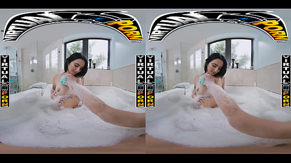 Virtual Porn: Kiana Kumani Mandi Basah Kuyup, Berubah Jadi Aksi Ngentot Ngegas Bareng Kakak Tiri, Memek Dan Kontol Saling Gebuk