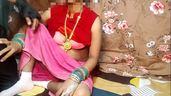 Bini Hot Pakai Baju Merah, Suami Desi Ngegas, Ngewe Beneran!