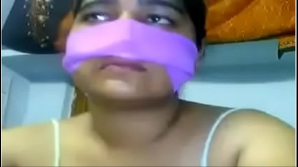 Desi Cewekku Neha, Sange Banget Pengen Ngenakin Kontolku Di Memek Basahnya.